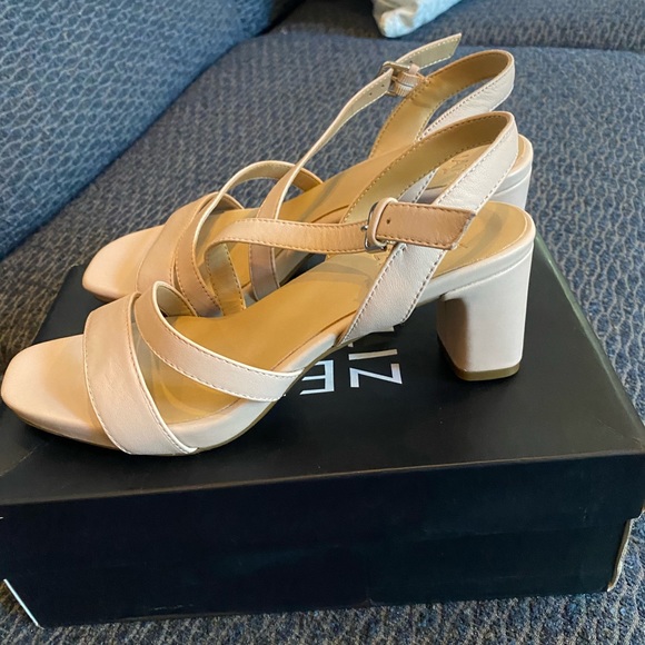 Naturalizer women's shoes - Picture 2 of 4